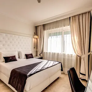 3* فندق Domus Mea